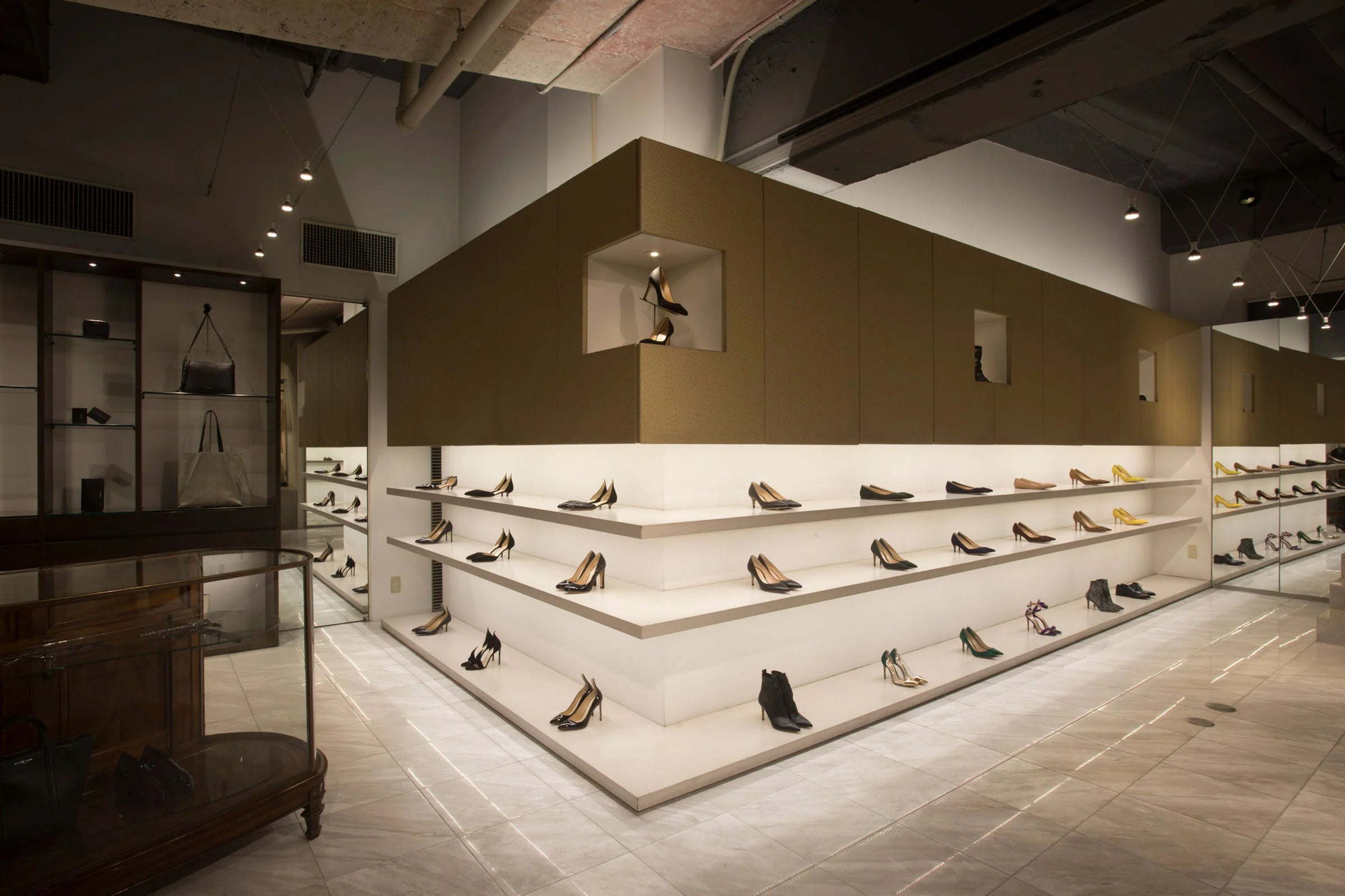 shop-bols1987-nagoya-5.webp