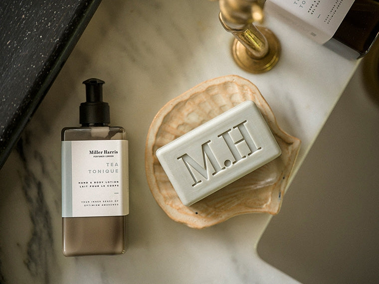Miller Harris [ミラーハリス] / TEA TONIQUE HAND&BODY LOTION (300ml)〔ティートニック ハンド＆ボディローション〕