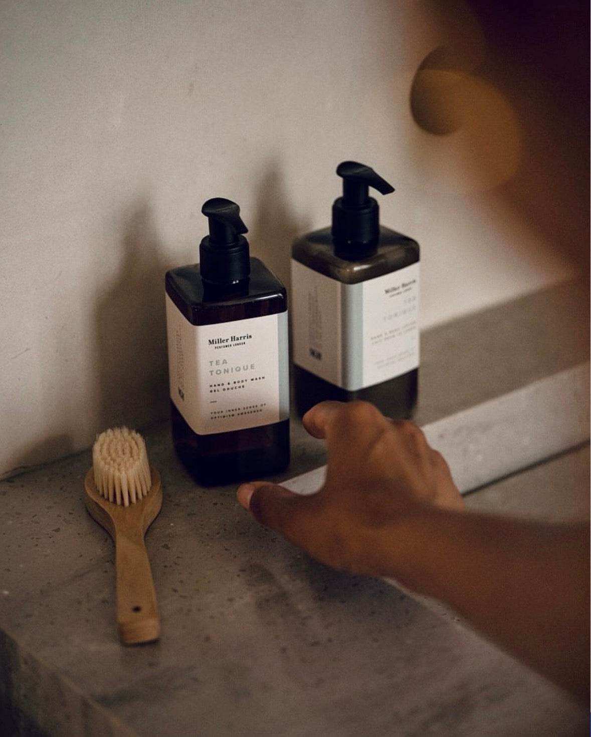 Miller Harris [ミラーハリス] / TEA TONIQUE HAND＆BODY WASH (300ml)〔ティートニック ハンド＆ボディウォッシュ〕