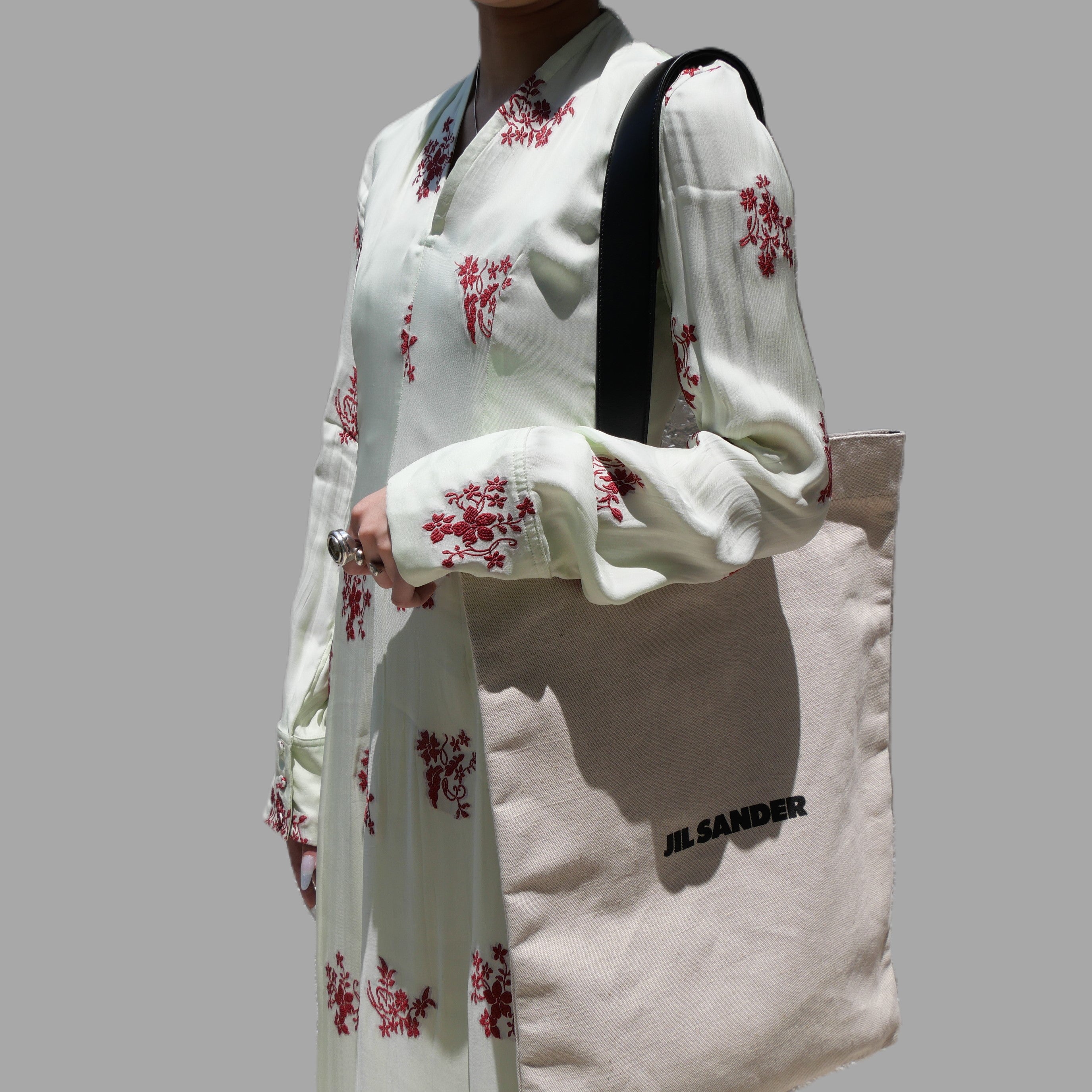 送料無料】JIL SANDER[ジルサンダー] / FLAT SHOPPER TOTE GRANDE（NATURAL）[フラット ショッパー トート  グランデ] | BOLS COLLECTORS 正規取扱い公式通販サイト – BOLS・1987