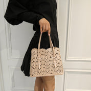 ALAÏA [アライア] / MINA 25 VIENNE BAG〔ミナ 25 ヴィエンヌ バッグ〕（SABLE）