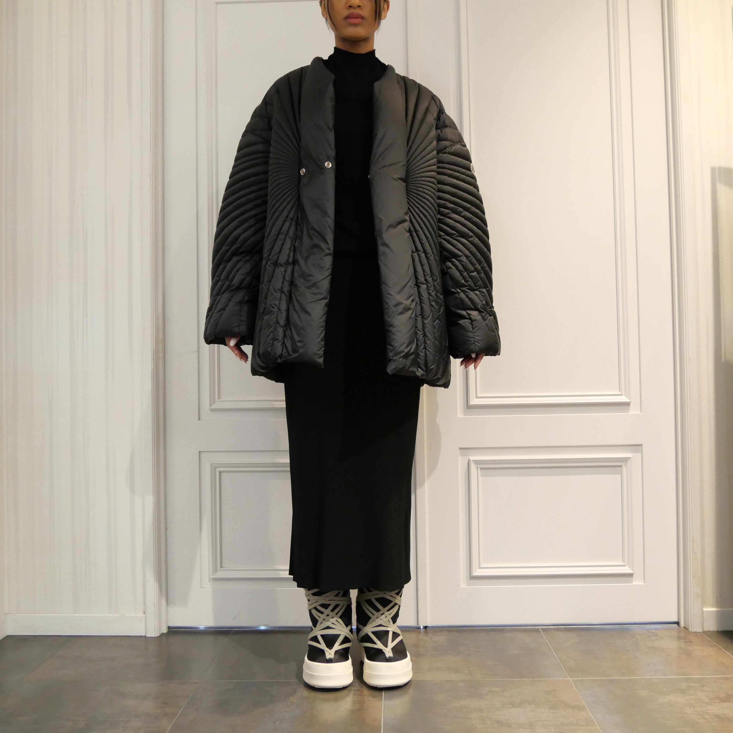 送料無料】RICK OWENS × MONCLER〔リックオウエンス×モンクレール]/GIMP PADDED COAT (ギンプパデッドコート) |  BOLS COLLECTORS 正規取扱い公式通販サイト – BOLS・1987