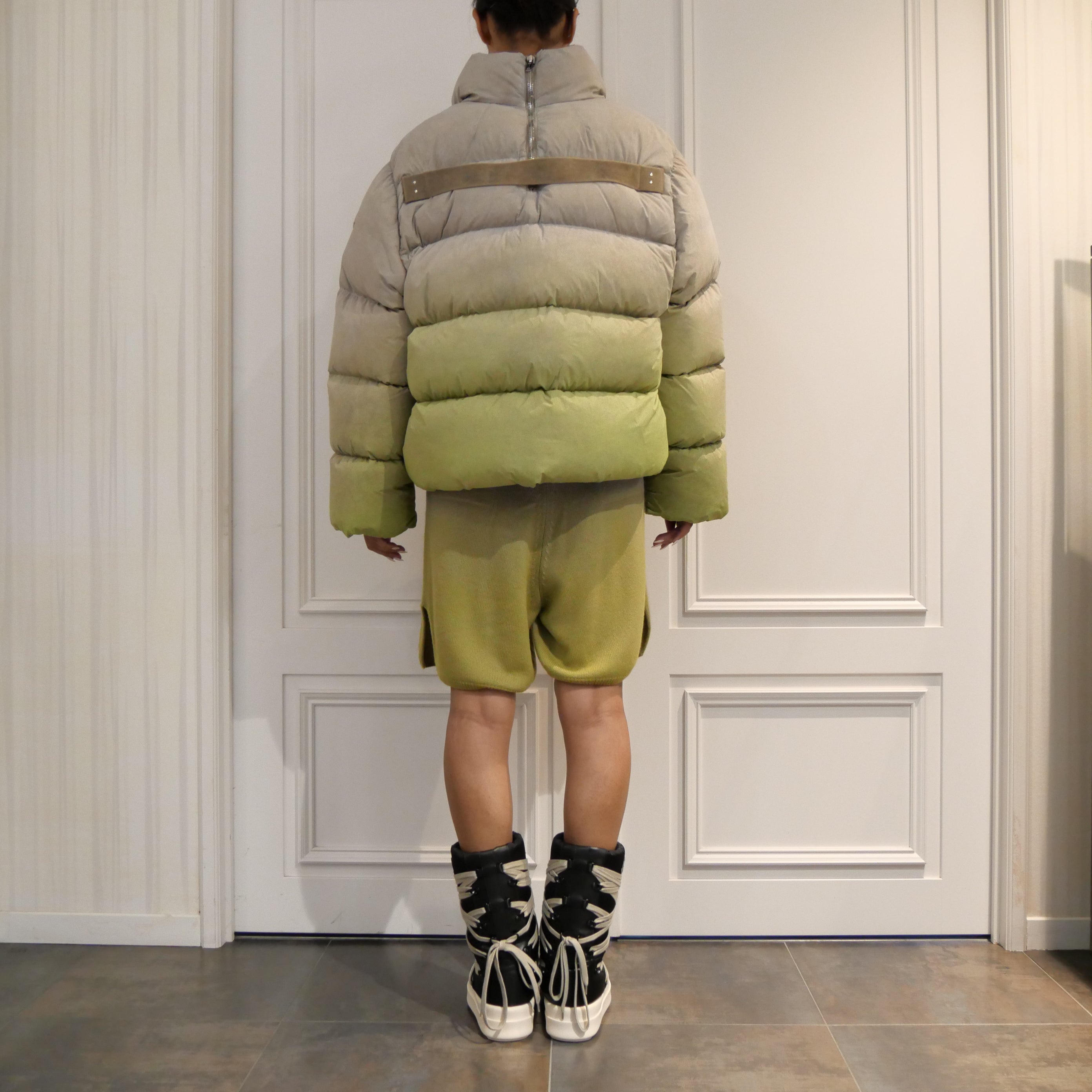 送料無料】RICK OWENS × MONCLER〔リックオウエンス×モンクレール]/GRADIENT CASHMERE SHORTS(グラデーション カシミアショートパンツ)| BOLS COLLECTORS 正規取扱い公式通販サイト – BOLS・1987