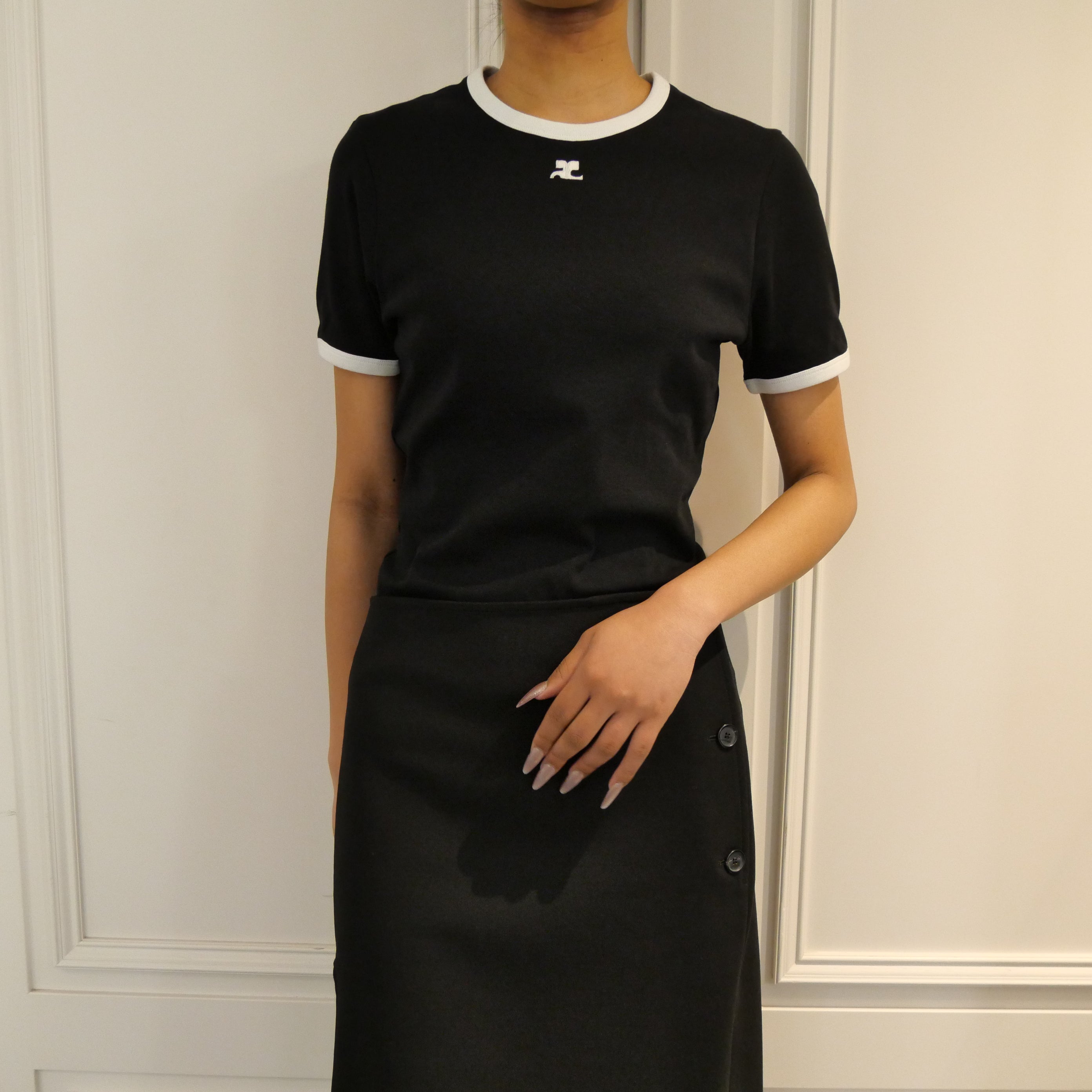 Courrèges [クレージュ] /  SIGNATURE CONTRAST T-SHIRT〔シグネチャー コントラスト ティーシャツ〕(BLACK)