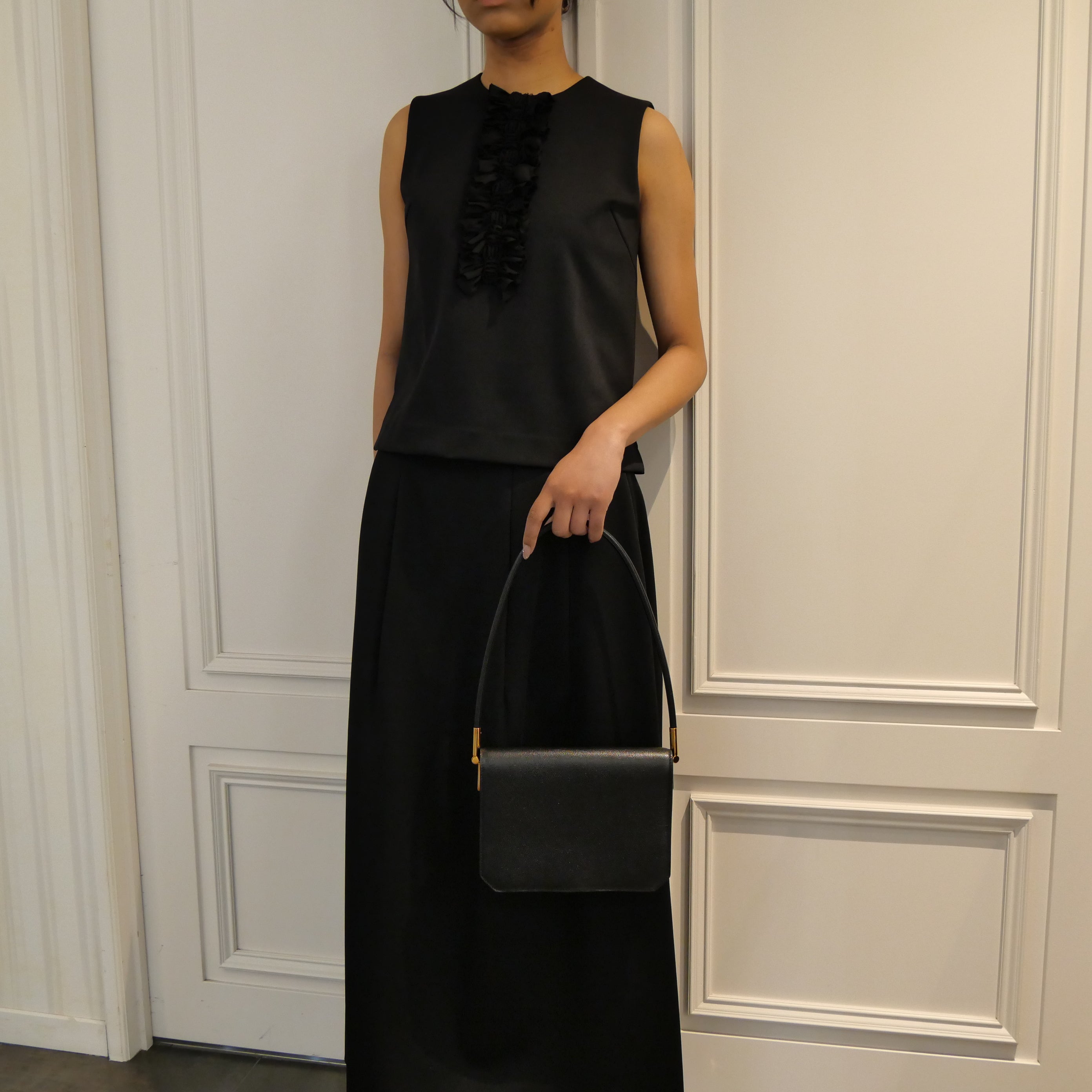 【極希少】Valextra ヴァレクストラ アザラシ レザー ハンドバッグ 黒 買取実績 Valextra ヴァレクストラ イジィデ 黒 ハンドバッグ