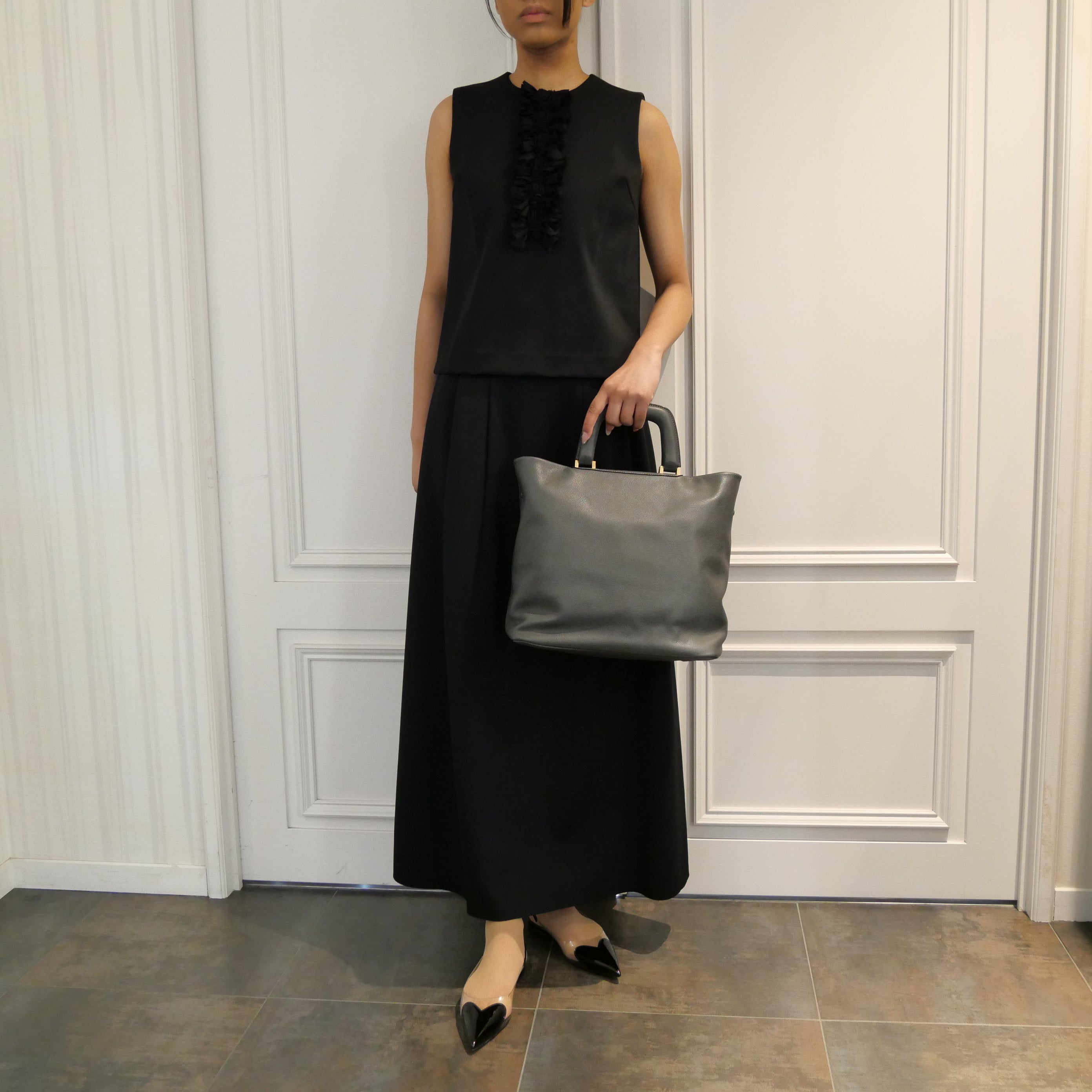 【極美品】定価¥65万円Valextra　フォールディングトート　ポリへドラル 正規品・送料無料】Valextra / MAGNET HANDLE TOTE BAG (GRAY) | BOLS
