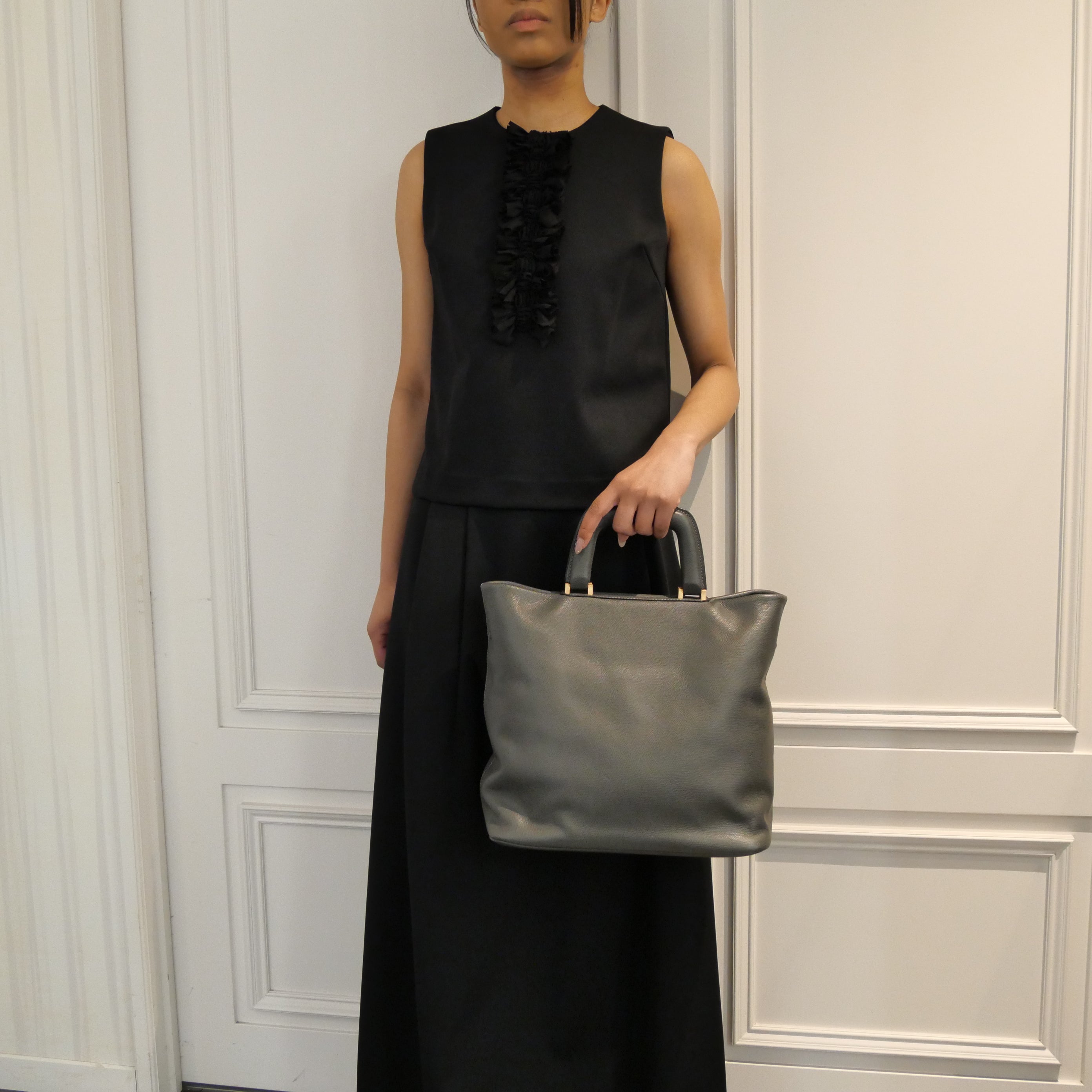 正規品・送料無料】Valextra / MAGNET HANDLE TOTE BAG (GRAY) | BOLS