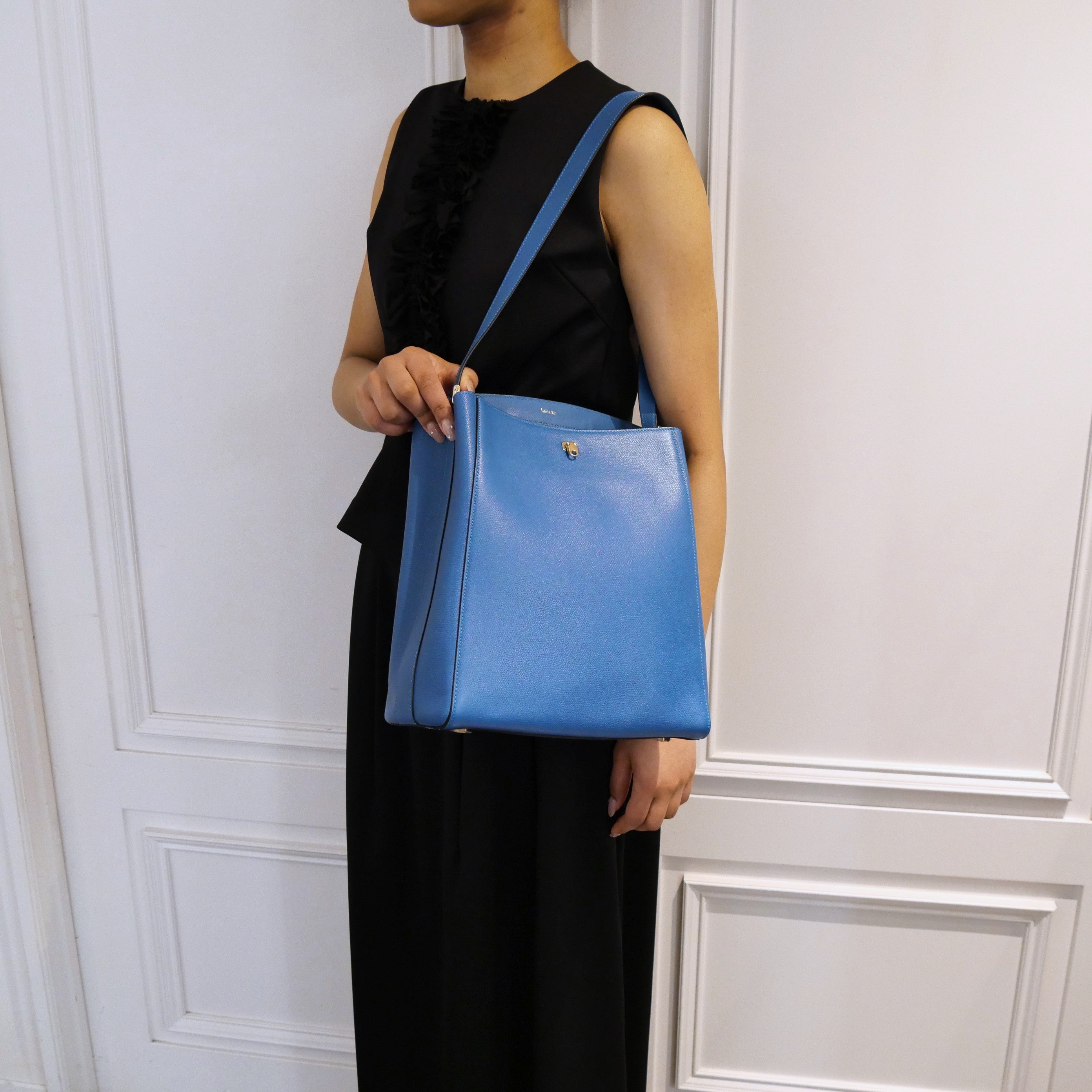 正規品・送料無料】Valextra / BRERA SHOULDER BAG(BLUE) | BOLS・1987