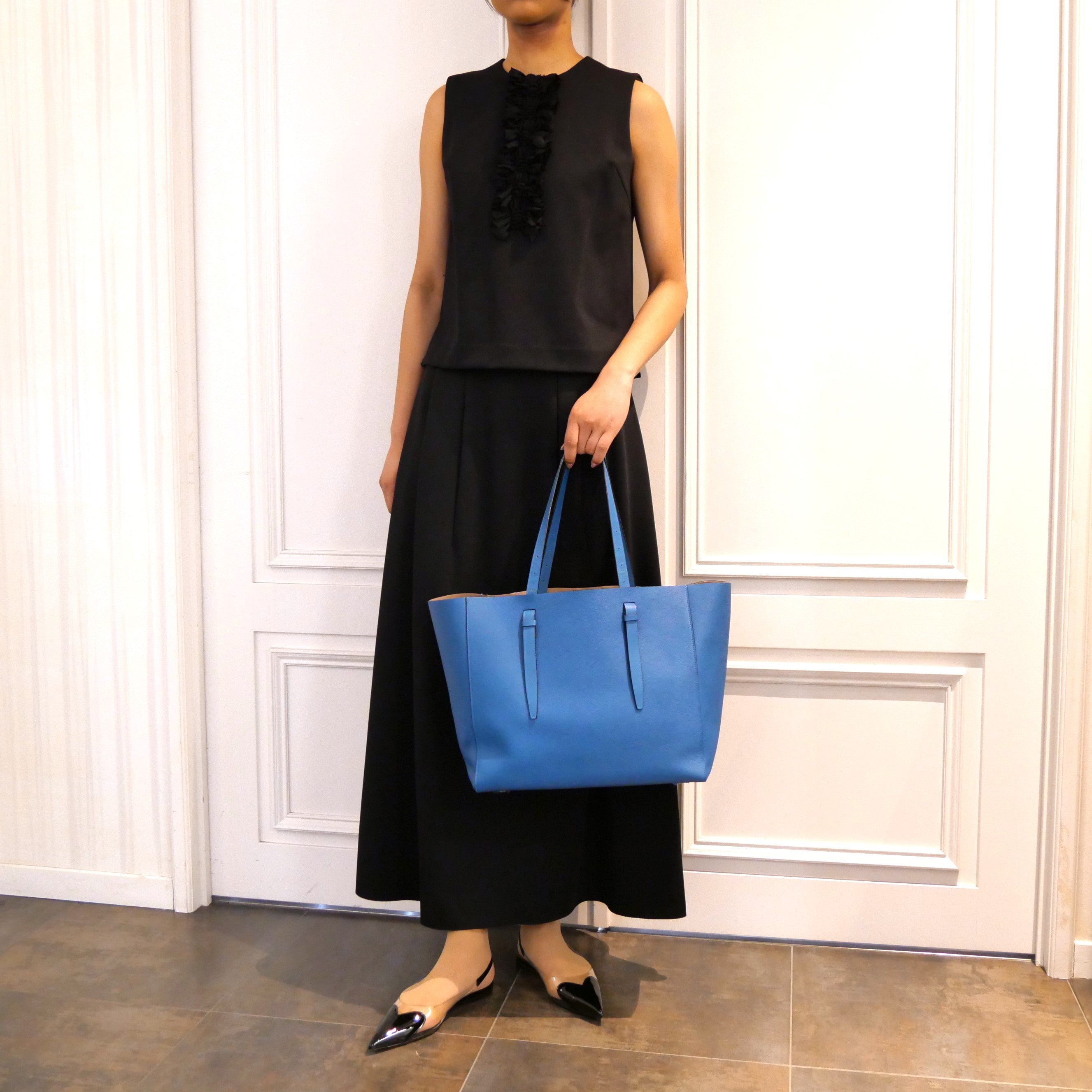 valextraソフトレザートートバッグ 正規品・送料無料】Valextra / SOFT TOTE BAG (BLUE) | BOLS・1987