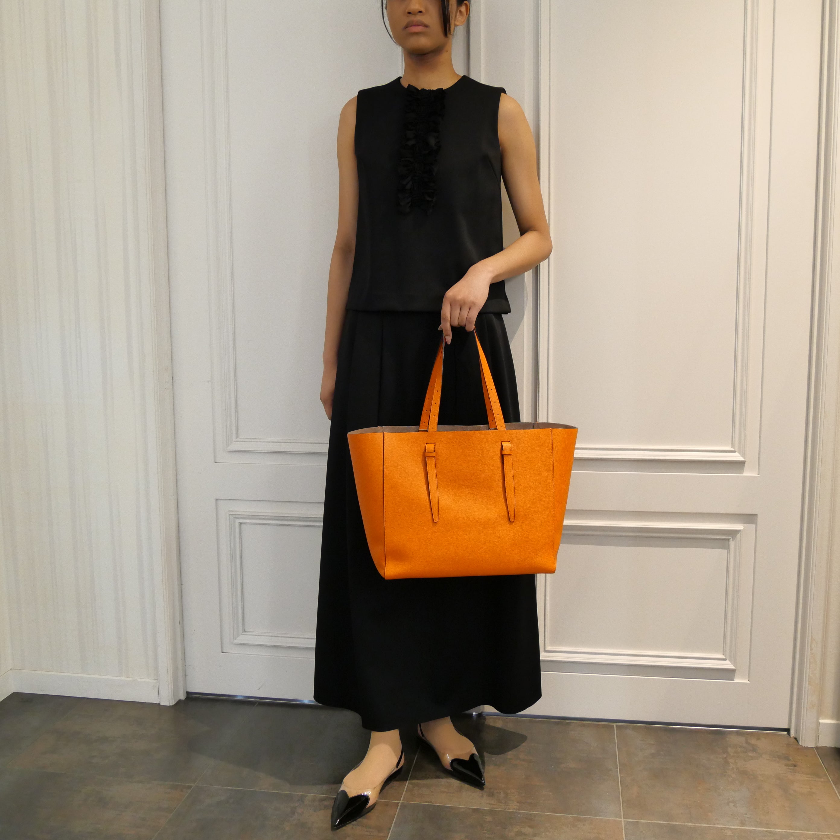 ヴァレクストラ ソフトトートバッグ ラージトート レザー オリーブ