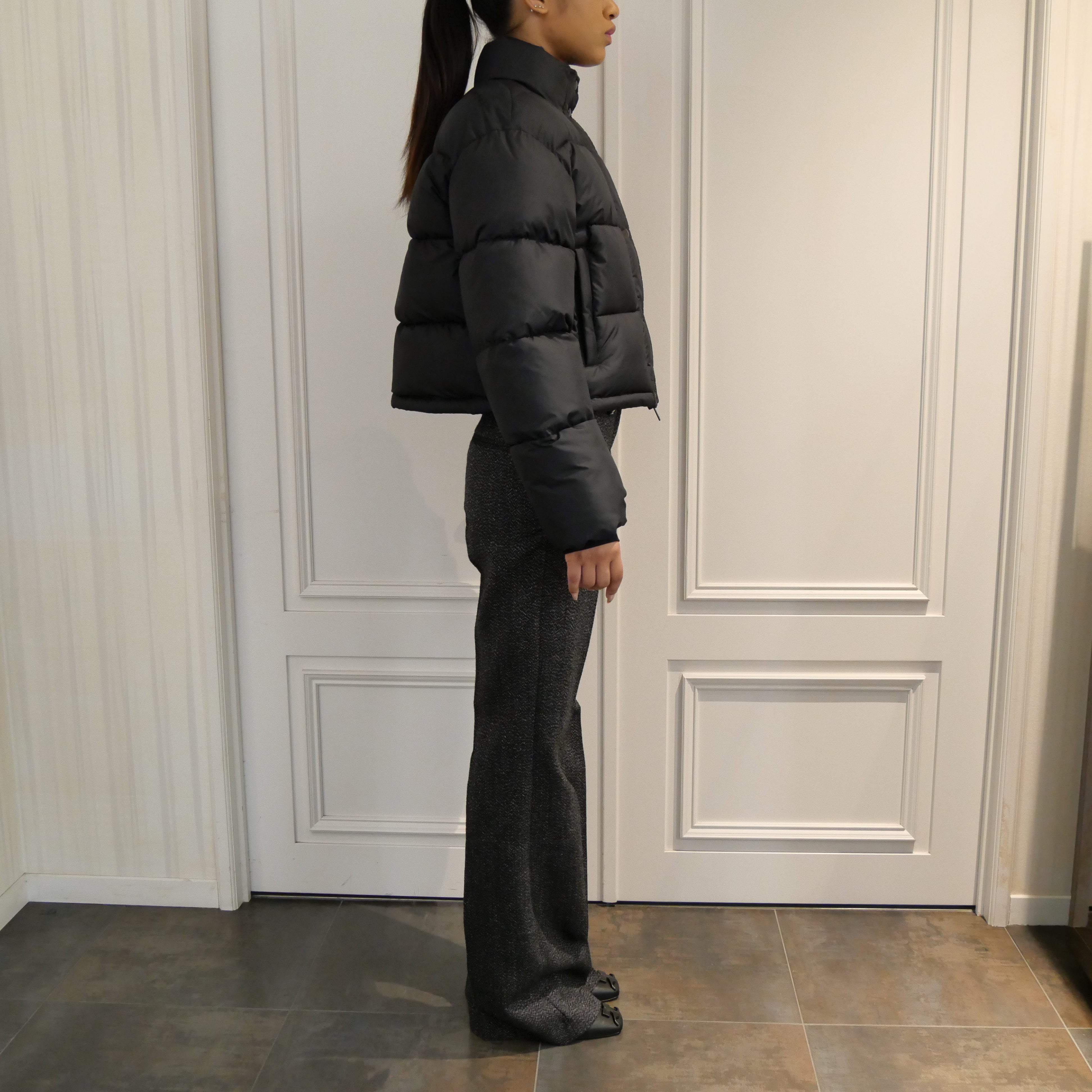 Courrèges [クレージュ] /  CROPPED PUFFER JACKET (BLACK)〔 クロップドパファージャケット〕