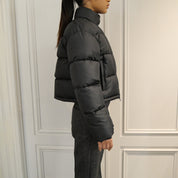 Courrèges [クレージュ] /  CROPPED PUFFER JACKET (BLACK)〔 クロップドパファージャケット〕
