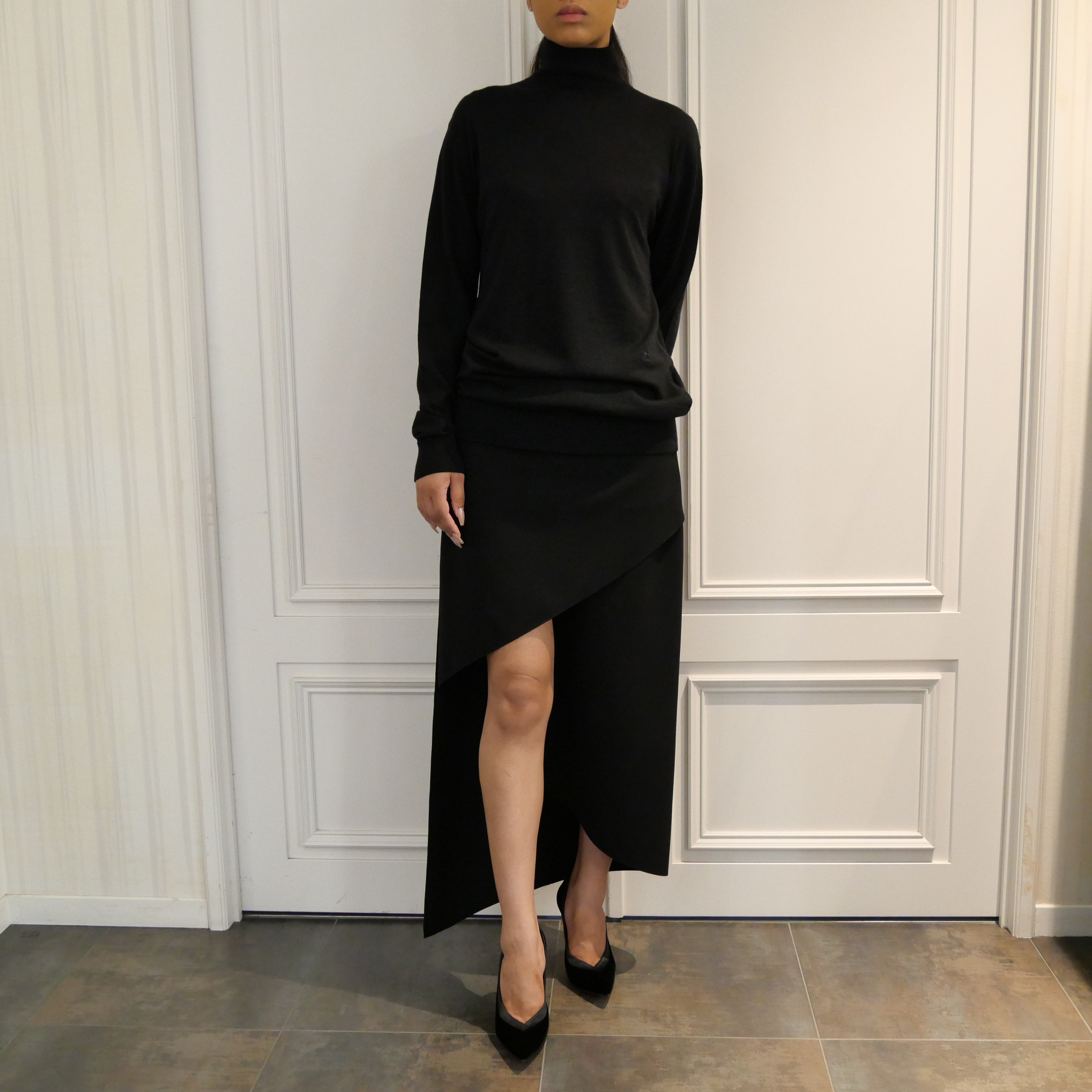 Courrèges [クレージュ] /  OFF SHOULDER LIGHT WOOL TOP (BLACK）〔オフショルダーライトウールトップ〕