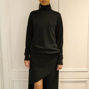 Courrèges [クレージュ] /  OFF SHOULDER LIGHT WOOL TOP (BLACK）〔オフショルダーライトウールトップ〕