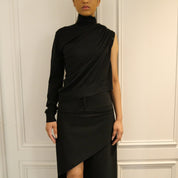 Courrèges [クレージュ] /  OFF SHOULDER LIGHT WOOL TOP (BLACK）〔オフショルダーライトウールトップ〕
