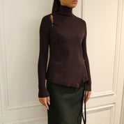 Courrèges [クレージュ] / OBLIQUE BUTONNED SWEATER (BLACK/BURGUNDY)〔オブリークボタンセーター〕