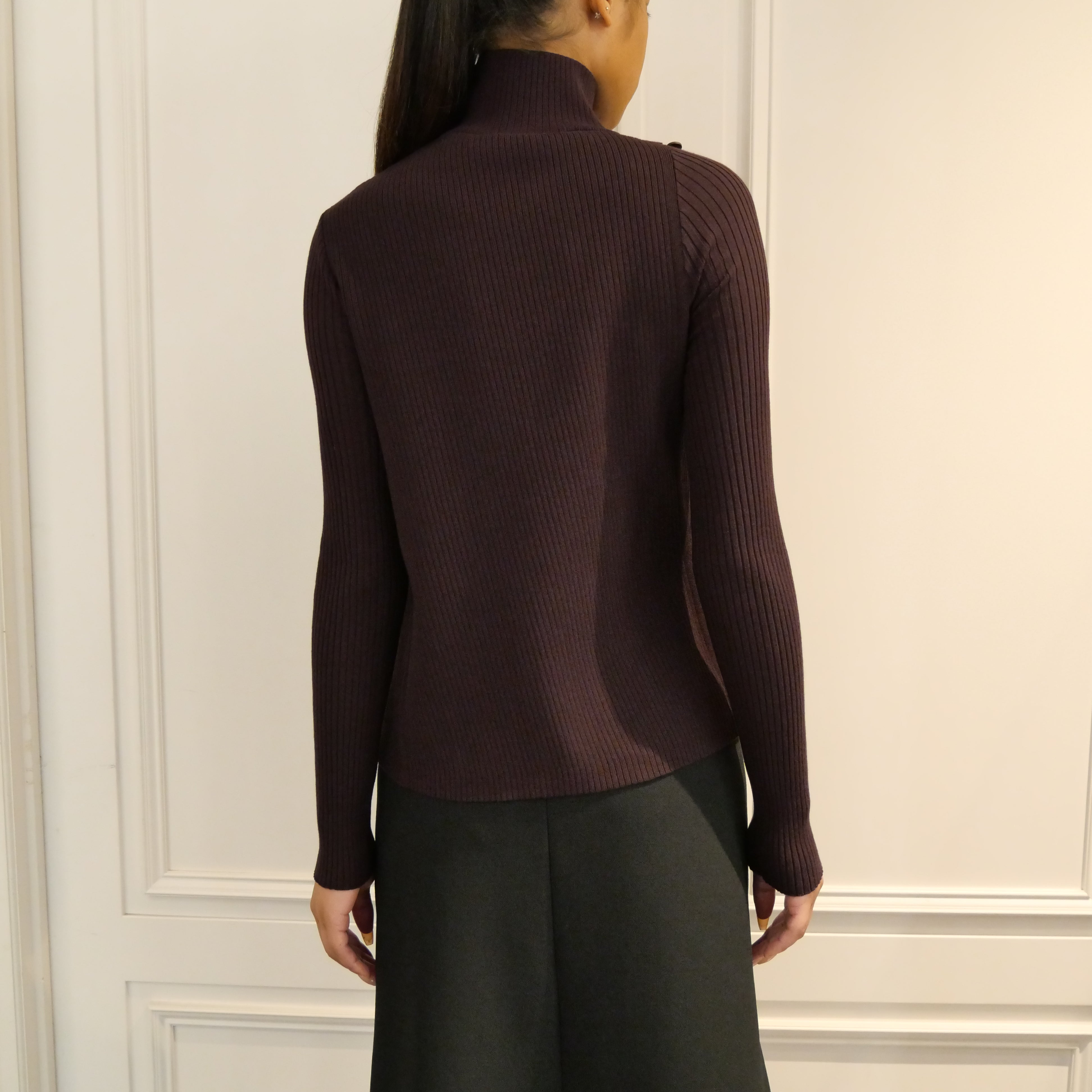 Courrèges [クレージュ] / OBLIQUE BUTONNED SWEATER (BLACK/BURGUNDY)〔オブリークボタンセーター〕