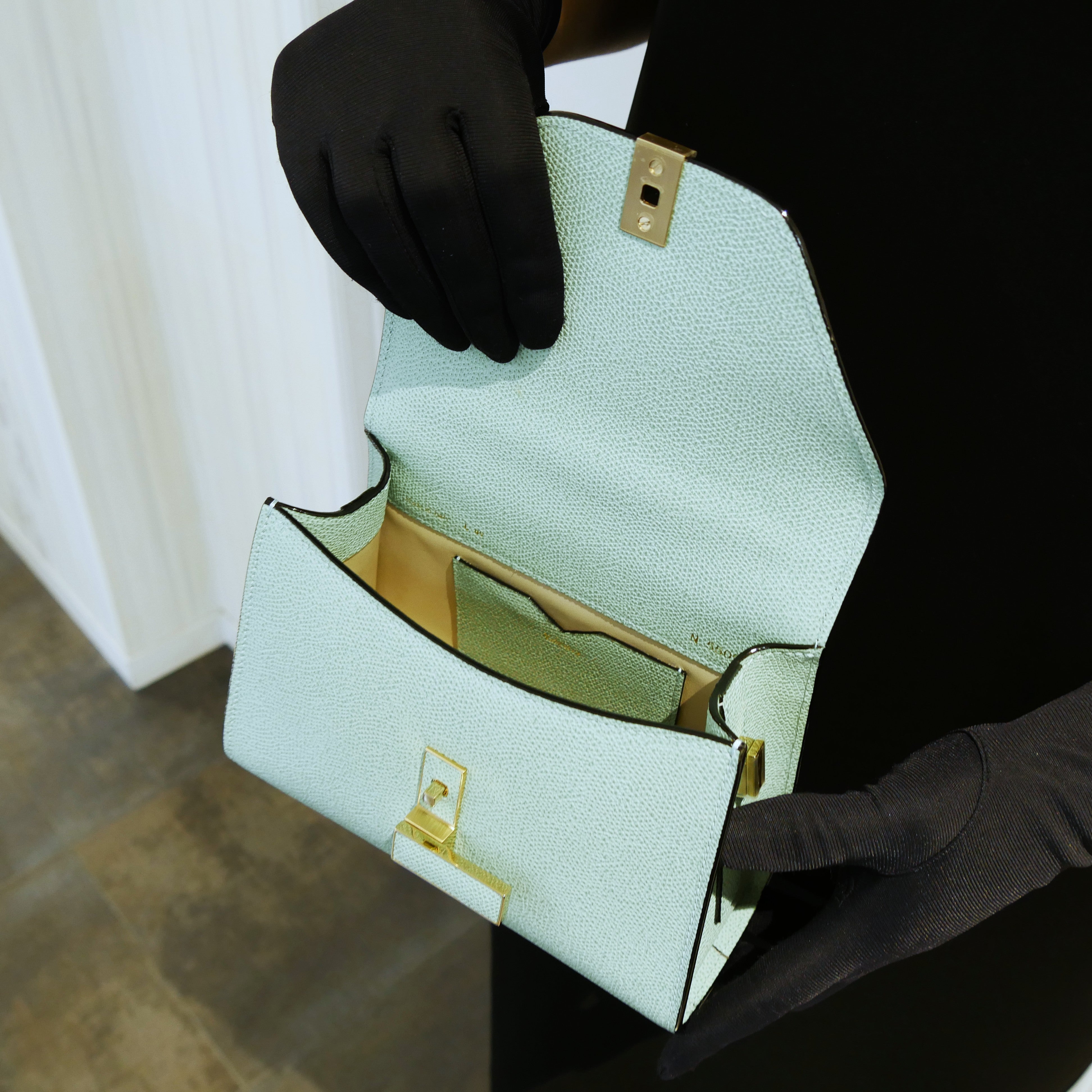 Valextra [ヴァレクストラ] / ISIDE MICRO BAG (MINT GREEN) [イジィデ マイクロ バッグ]