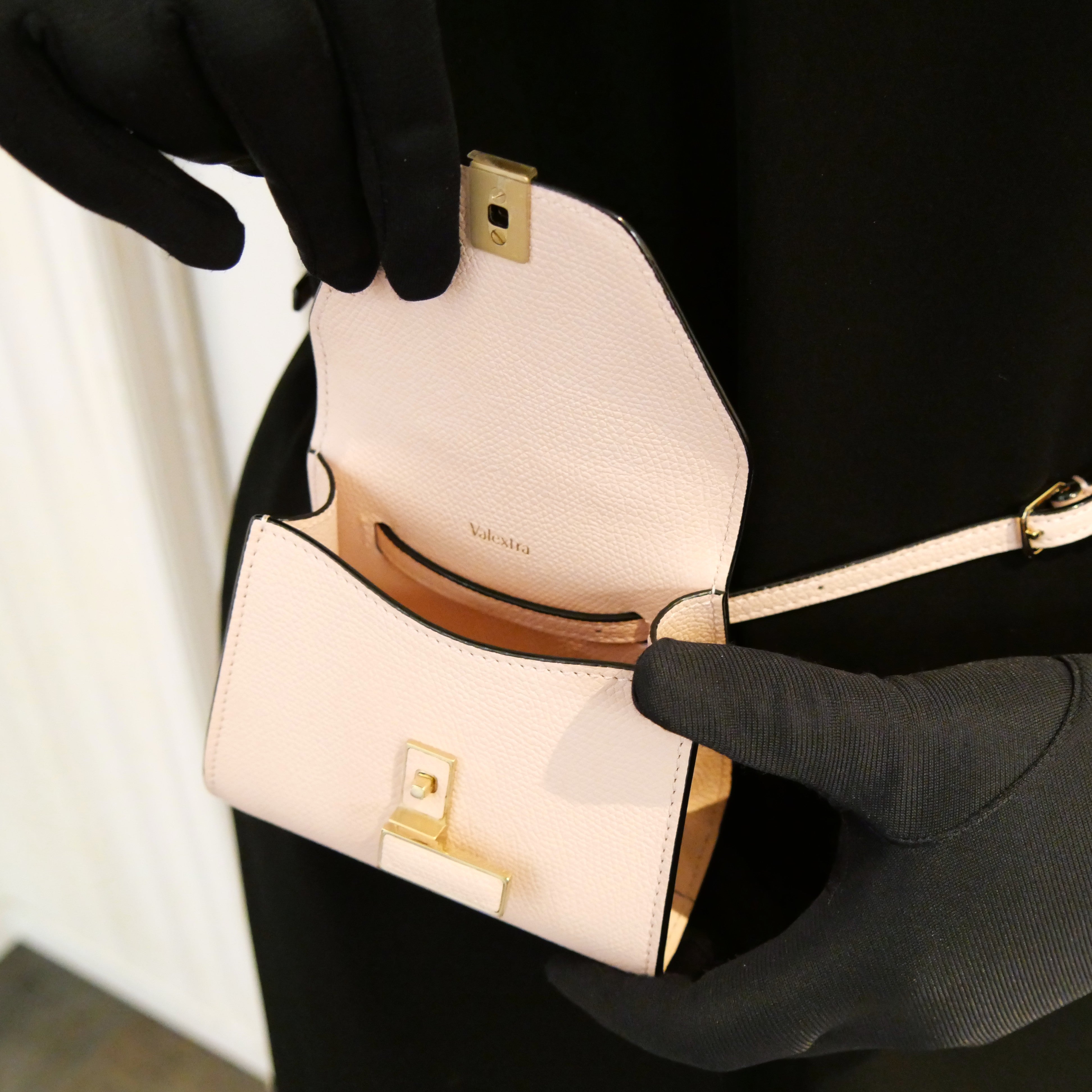 Valextra [ヴァレクストラ] / ISIDE BELT BAG (BABY PINK) [イジィデ ベルトバッグ]