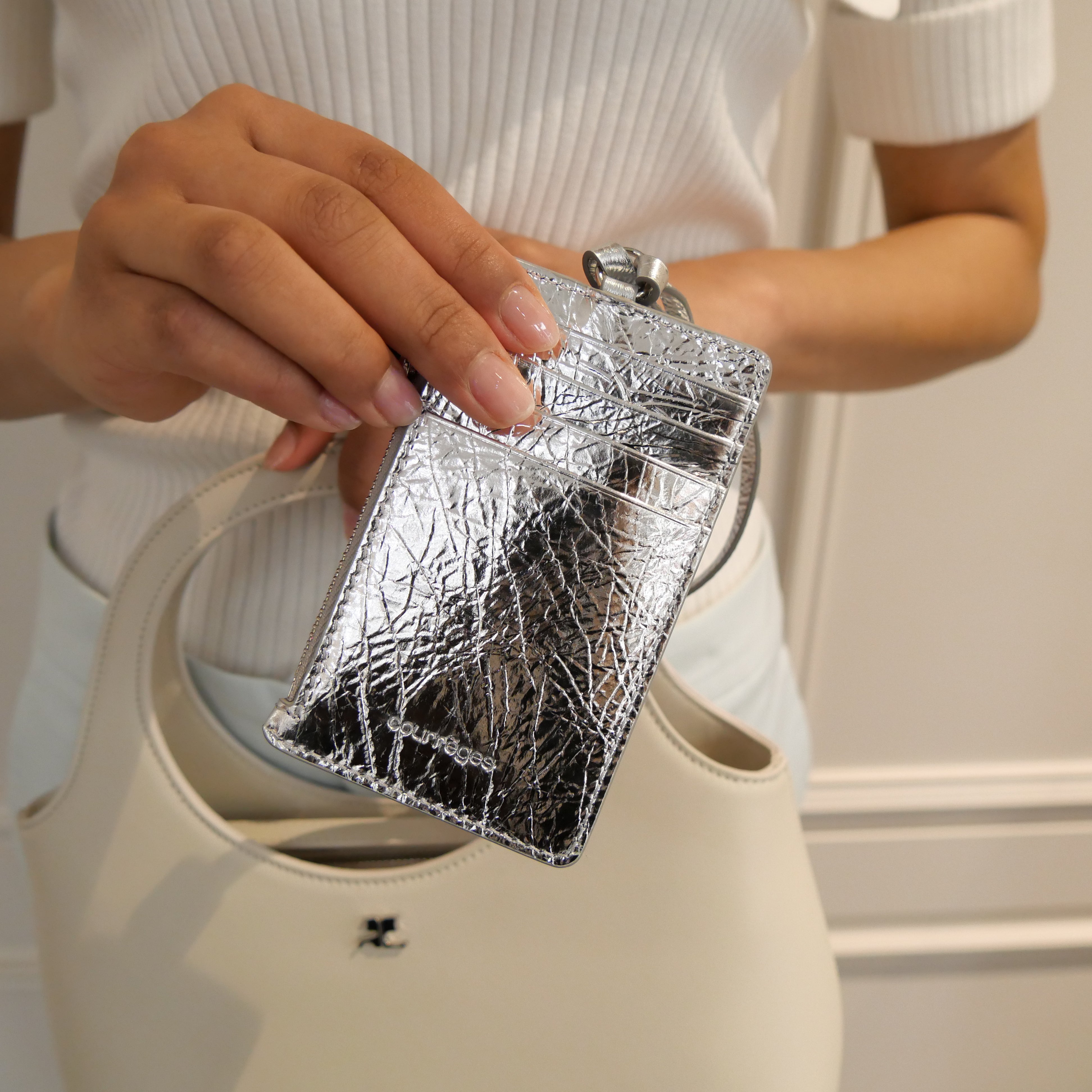 Courrèges [クレージュ] / SILVER LEATHER CARDHOLDER (SILVER) 〔レザーカードホルダー〕　