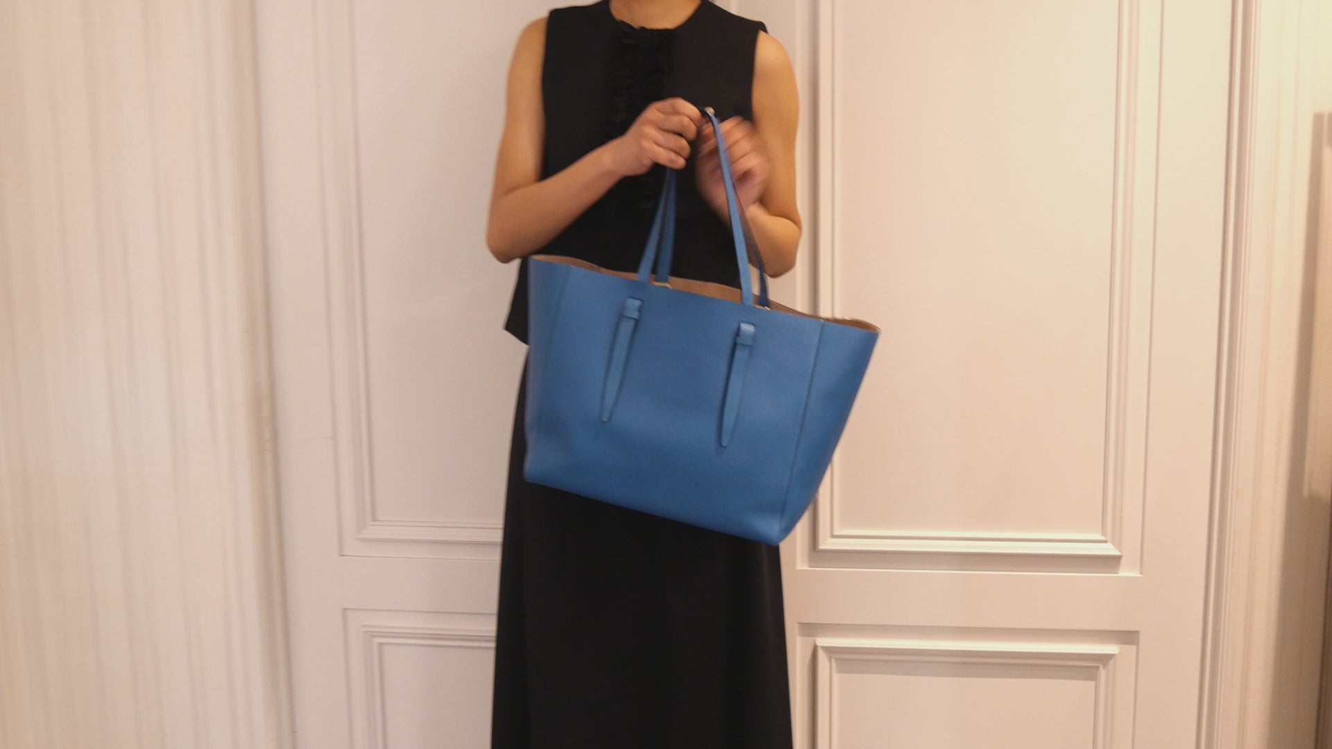 正規品・送料無料】Valextra / SOFT TOTE BAG (BLUE) | BOLS・1987