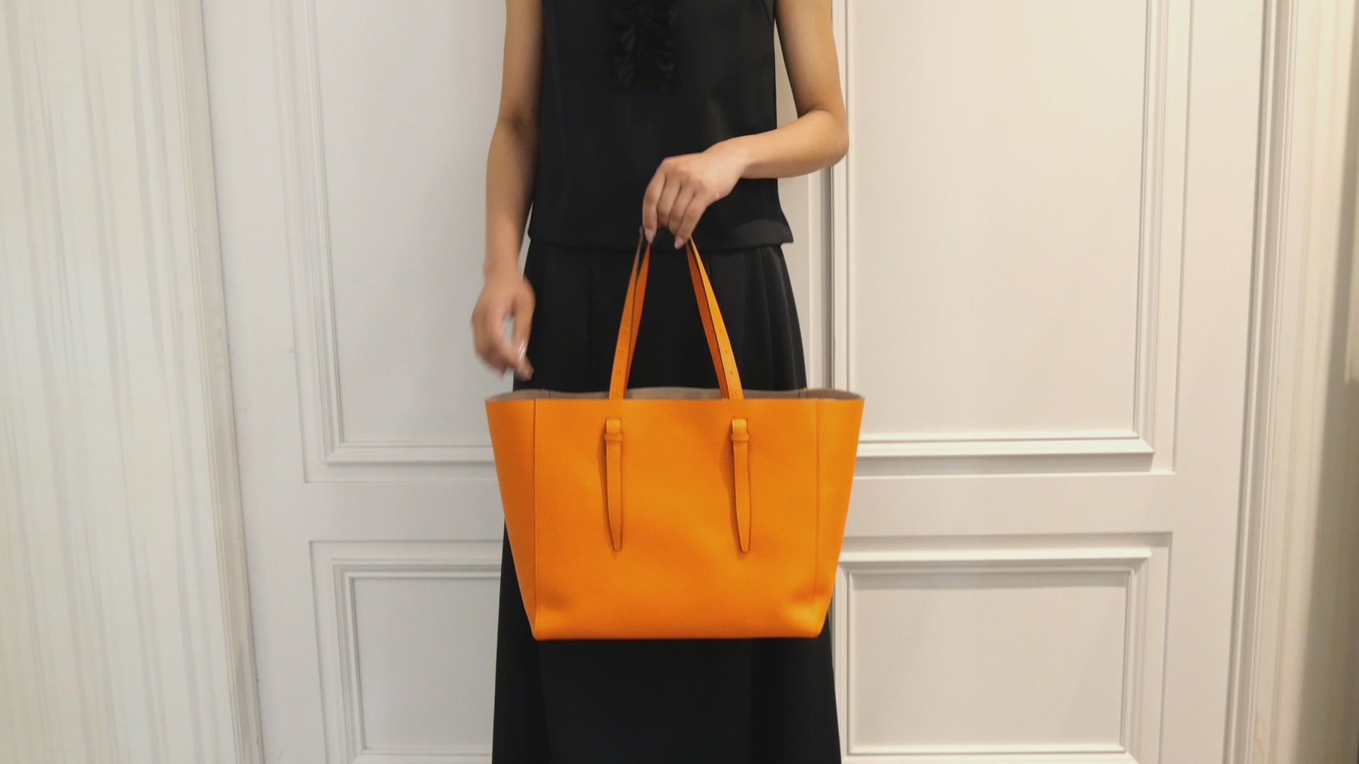 【Valextra】ヴァレクストラ『ラージ ソフト トートバッグ』　ユニセックス 正規品・送料無料】Valextra / SOFT TOTE BAG (ORANGE) | BOLS・1987